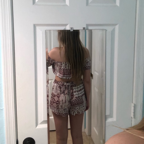 Lulus Set - Picture 8 of 8